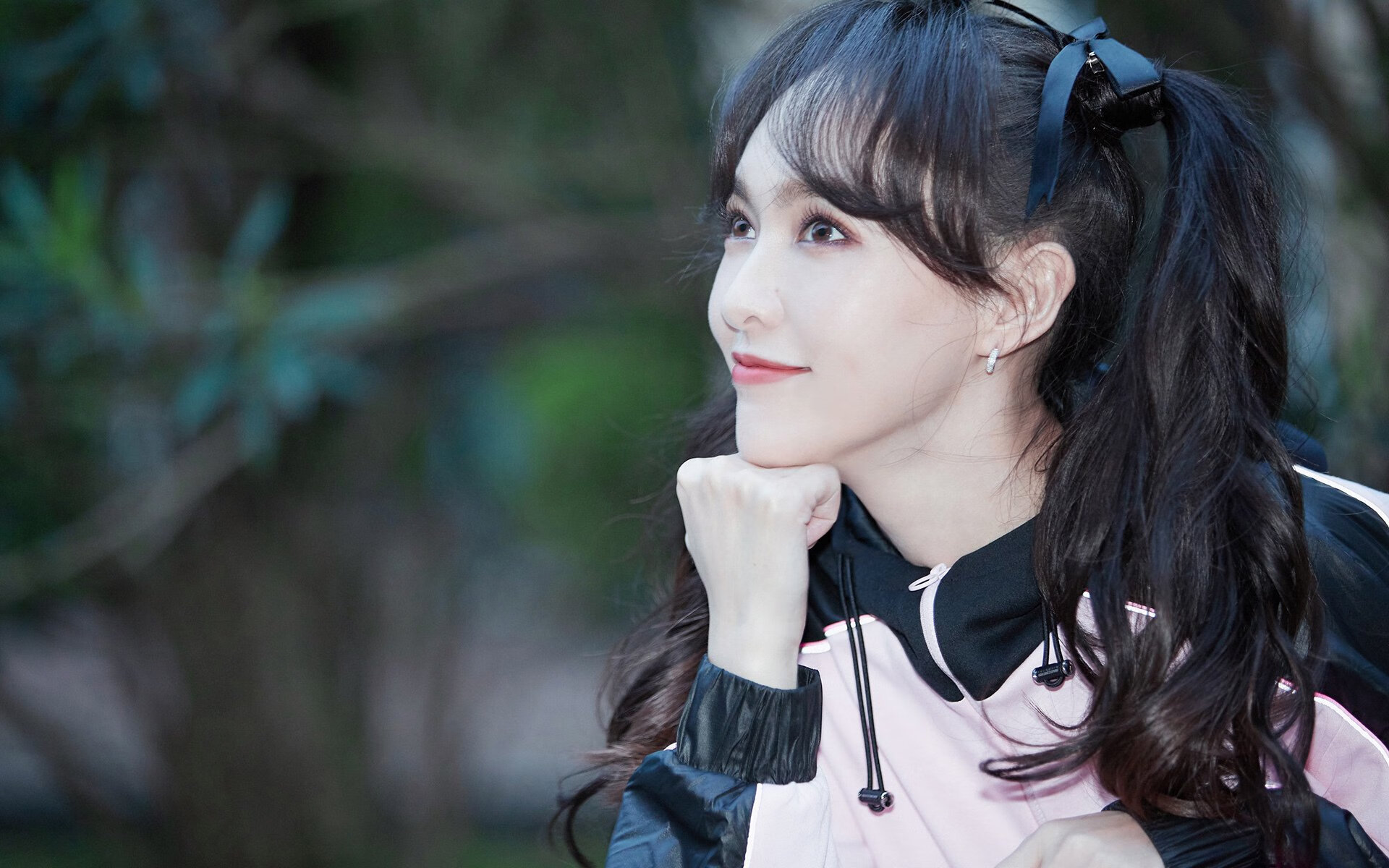 索伯一胜惊醒豪门梦，勒克莱尔超神驾驶难敌铁锈战车