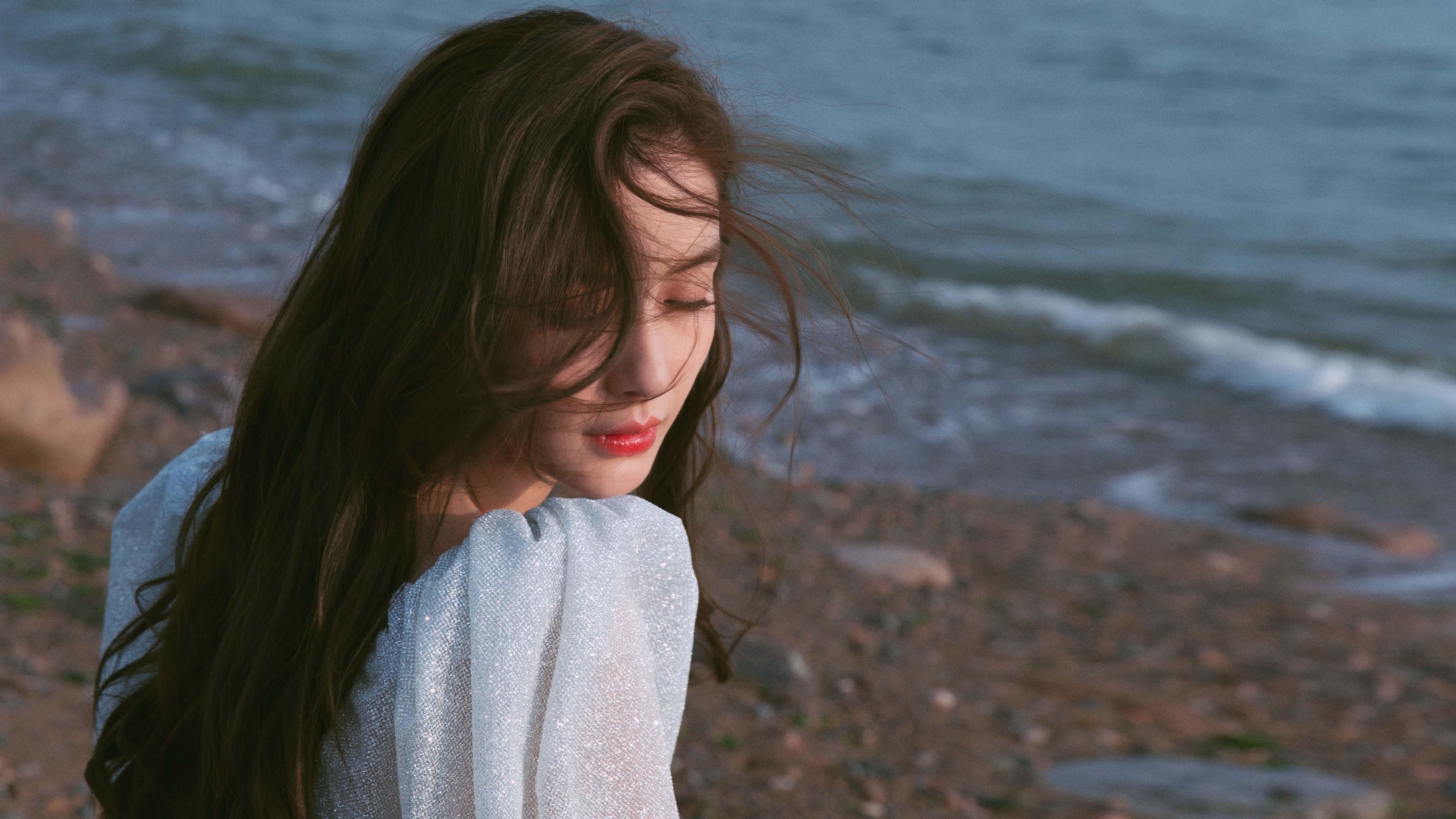 巨星降维！德布劳内慈善赛穿切尔西战袍，完美节奏击溃玻利维亚