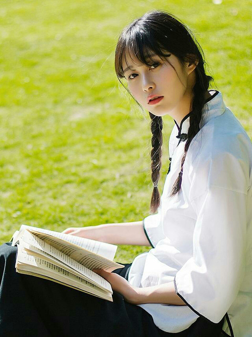 凯恩掌舵,爱尔兰巨轮破迷雾,当领袖在风暴眼中挺身而出