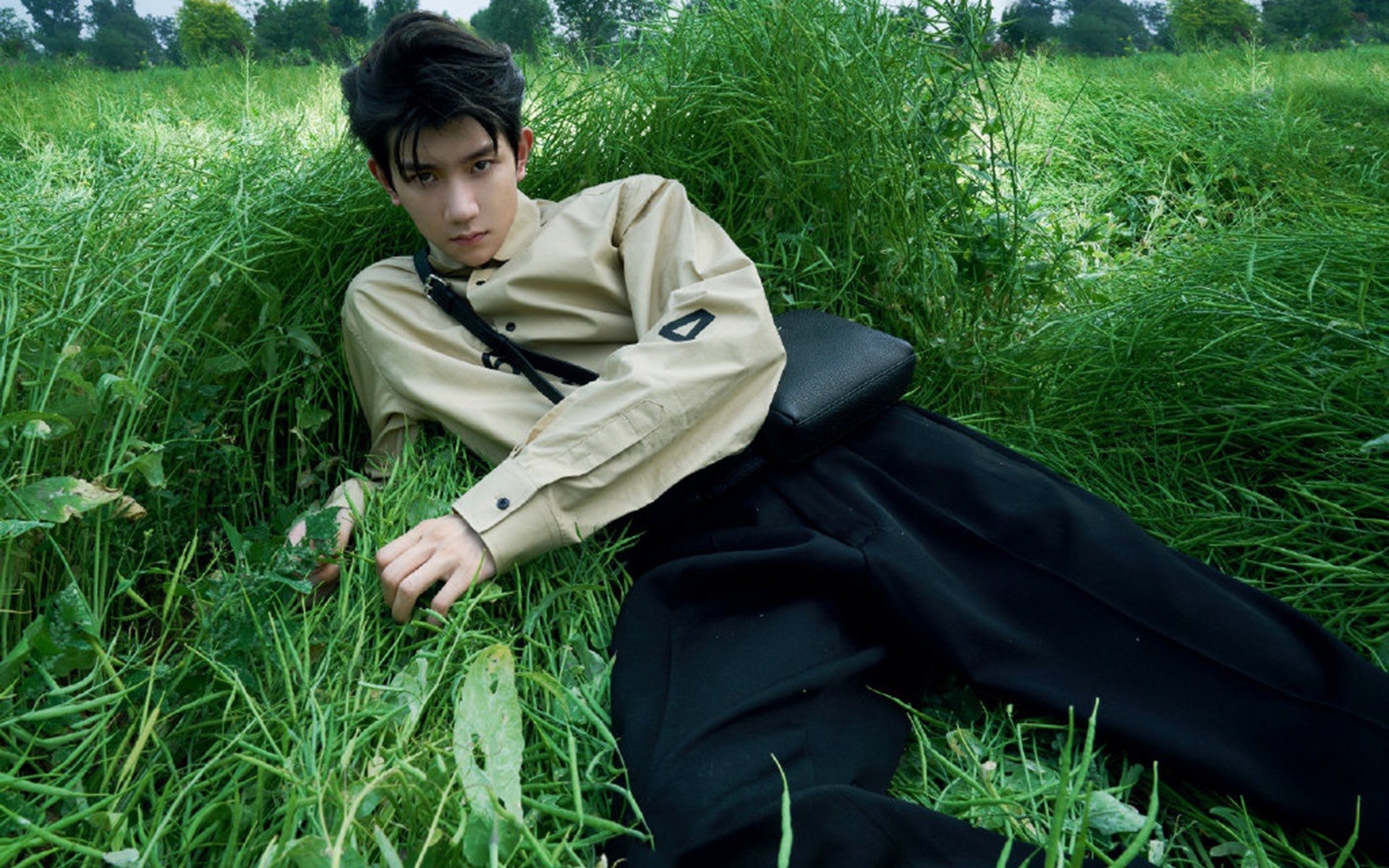 绿茵烽火与文明结界，当意甲焦点战映照韩国封锁摩洛哥的足球寓言