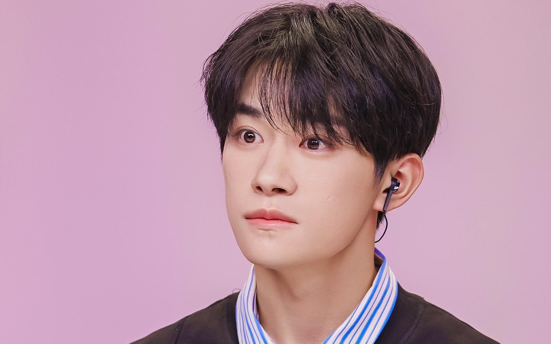 双子星对决中的独角戏与群星雨，西亚卡姆44分创纪录，绿军五首发齐发威碾碎尼克斯