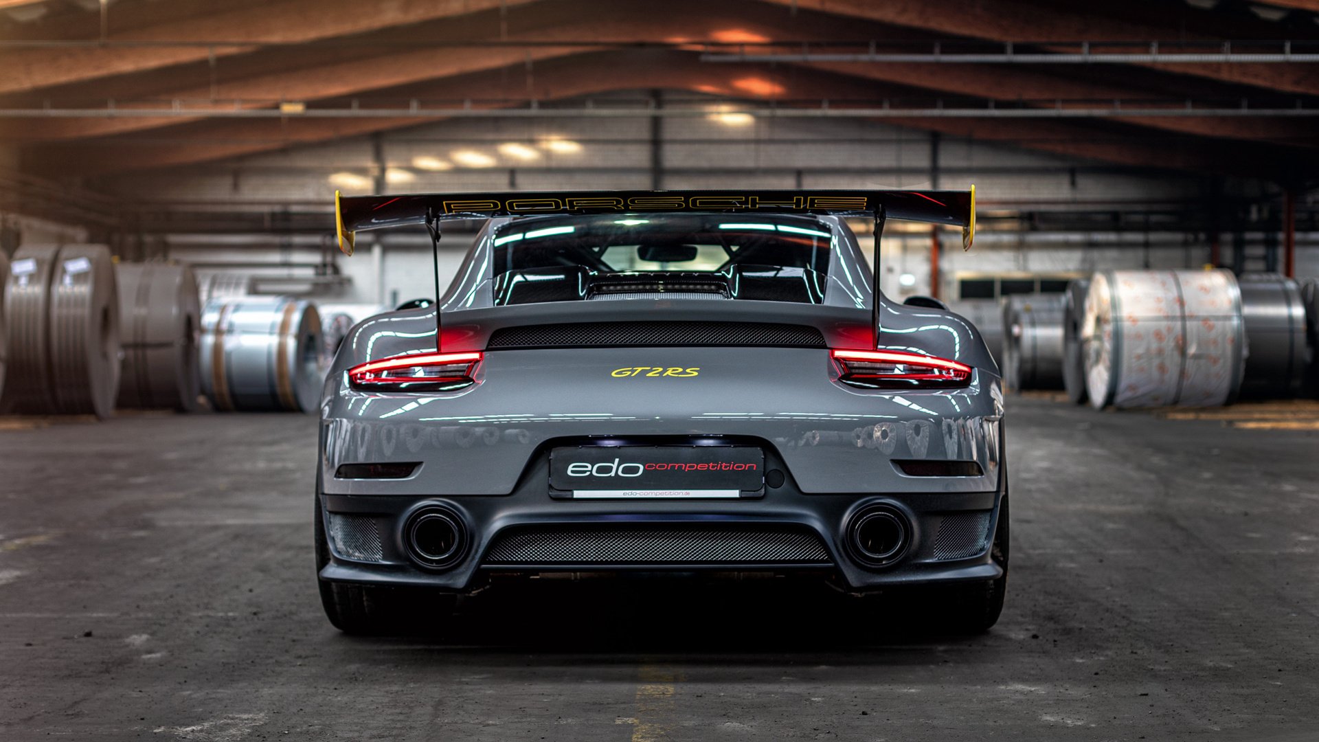 黄蜂围攻王城之夜，多诺万·米切尔的致命毒刺